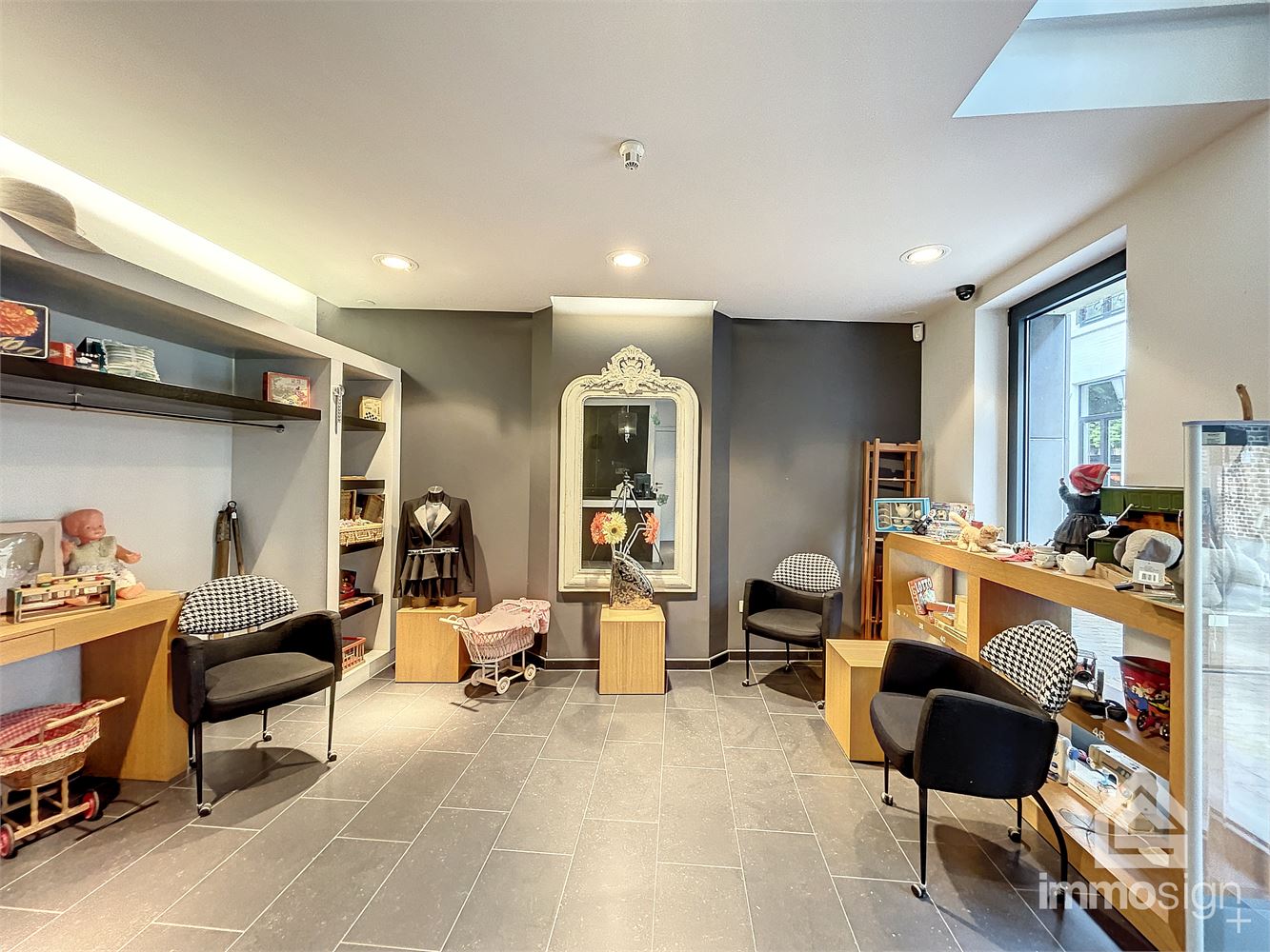 Prachtig handelspand met duplex midden in het centrum van Maaseik! - foto 5