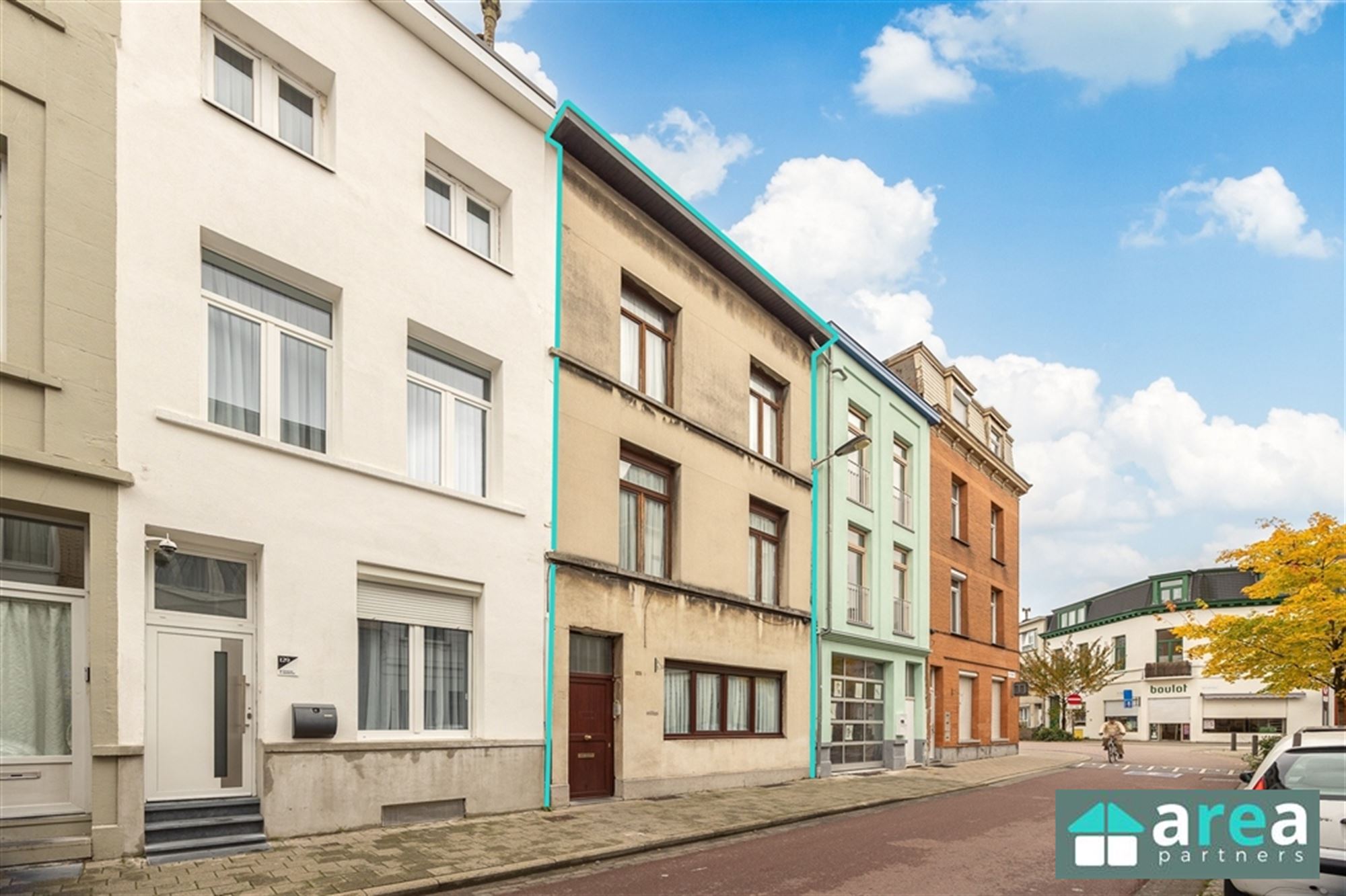 Ruime woning met 6 slpk en koer! - foto 1