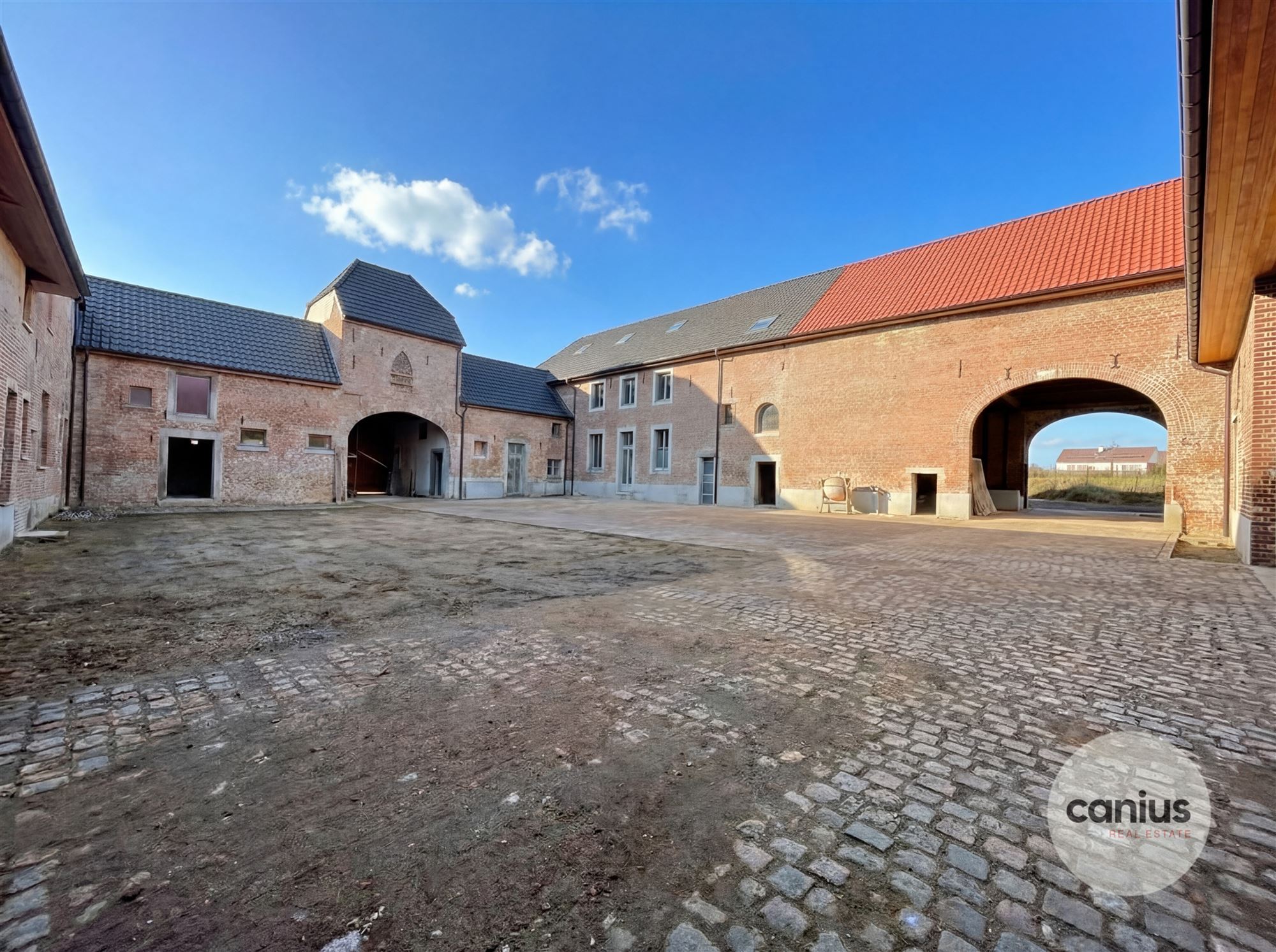 Maison à vendre à Looz avec 2 chambres - photo 2