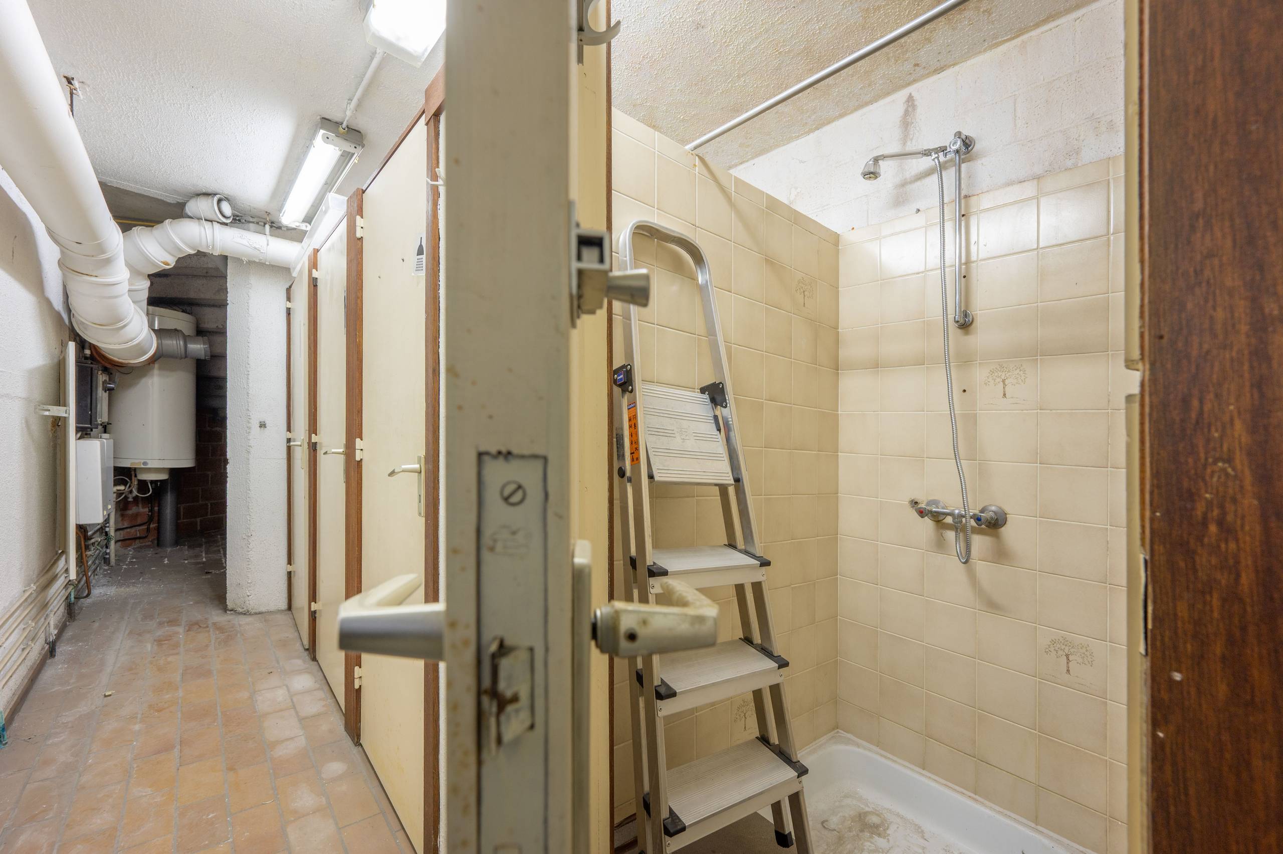 14 ruime kelderbergingen te koop in Residentie Spinnaker, vlak bij de jachthaven van Blankenberge - foto 5