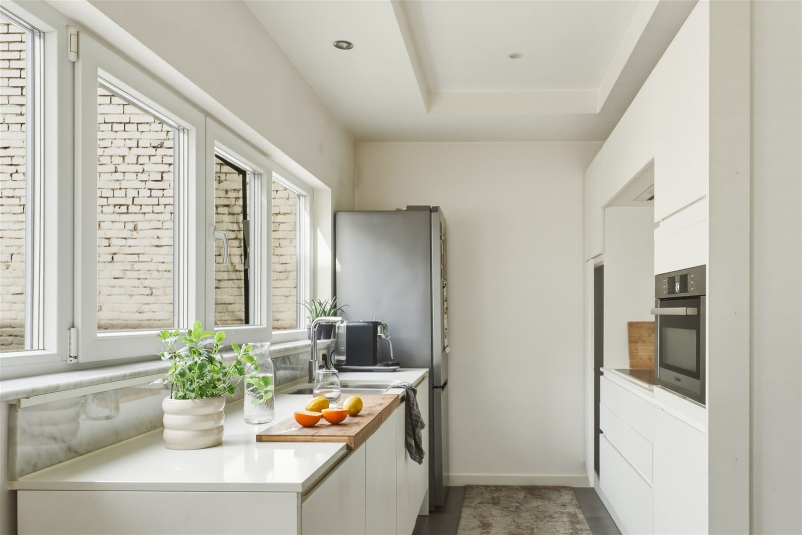 Volledig gerenoveerde gezinswoning met 5 slaapkamers - foto 5