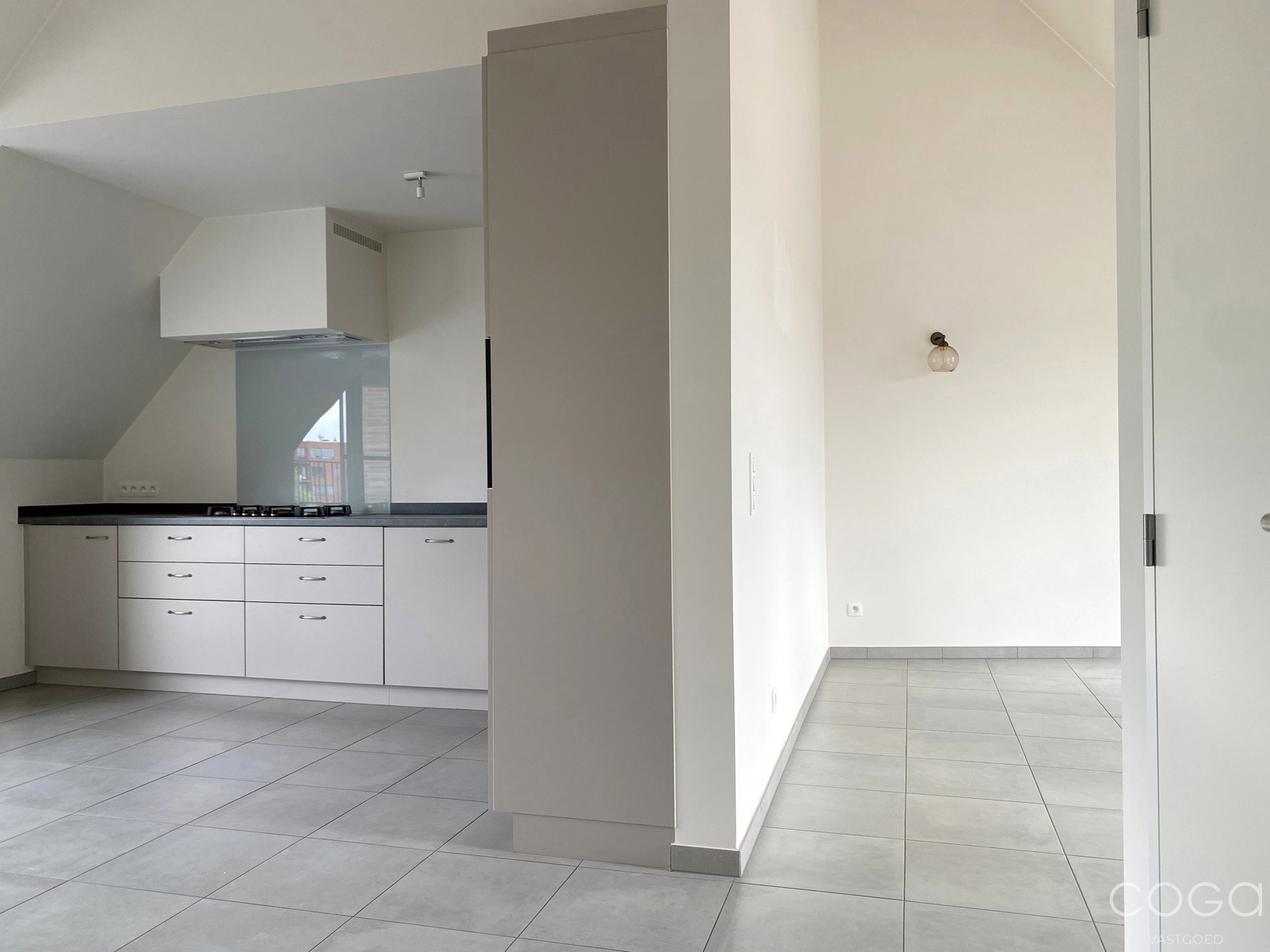 Instapklaar dakappartement (102m²) met groot zonneterras - foto 3