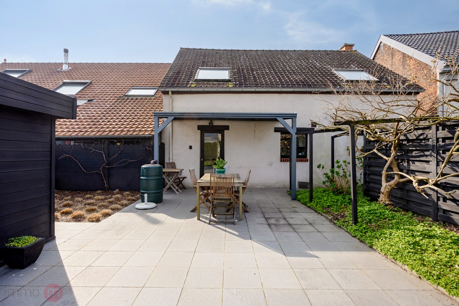 Charmante Woning met 2 (mog 4) slaapkamers en leuke tuin. - foto 4