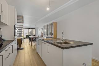 Bent u op zoek naar een instapklare woning met ruimte, comfort en een toplocatie? Dan bent u hier aan het juiste adres. Deze recente woning...