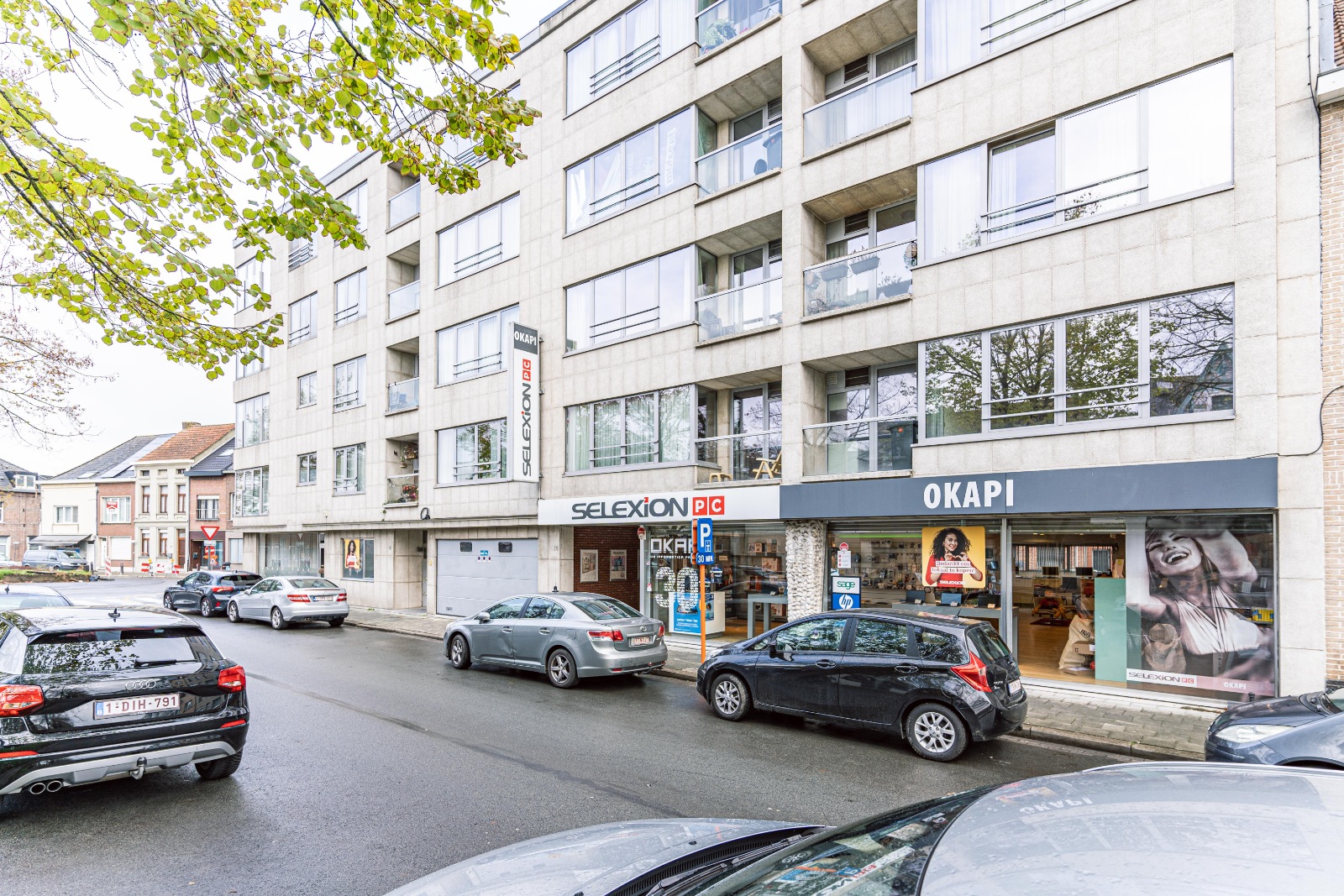 Mooi appartement met drie slaapkamers op 3e verdiep - foto 1