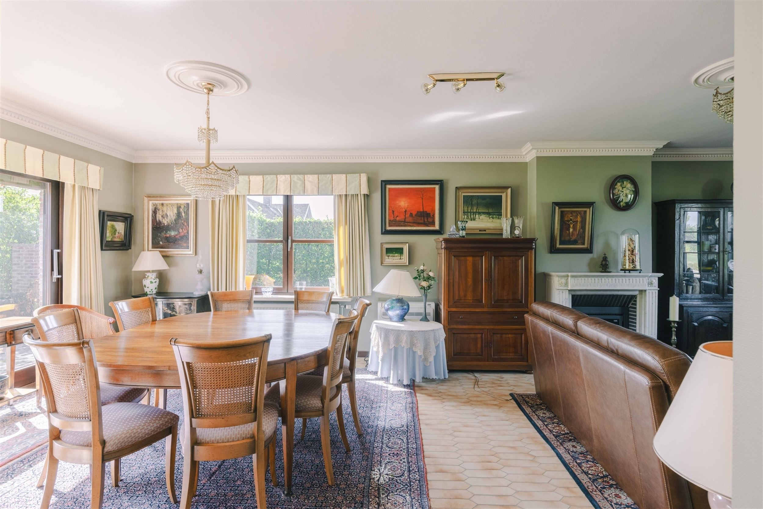 Instapklare gezinswoning met 4 slaapkamers en zuidgerichte tuin - foto 4