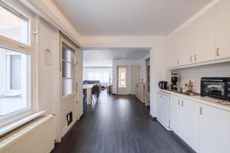 Goed gelegen woning met 3 slaapkamers ! - foto 5