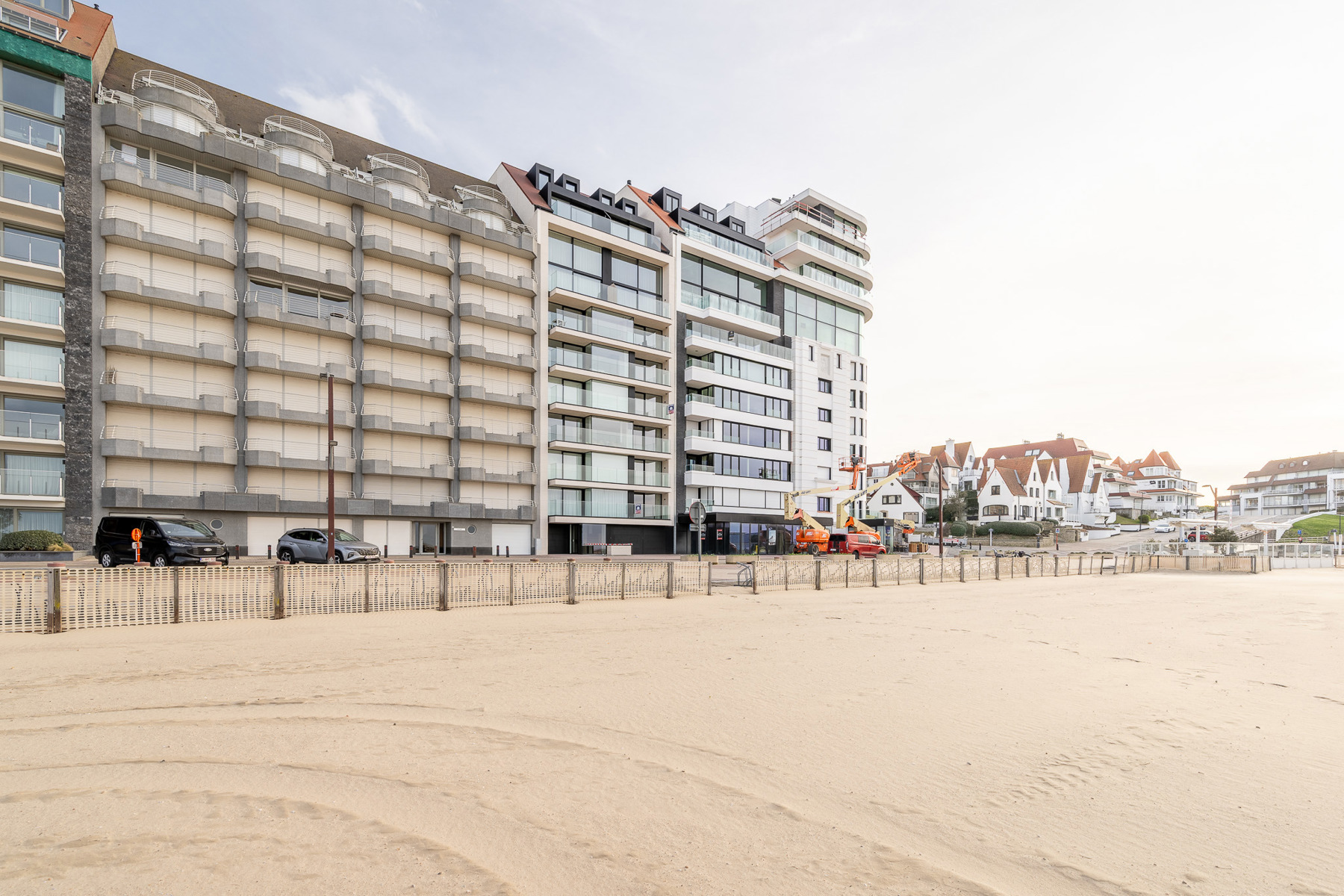 Apartment for sale in Knokke-Heist with 2 bedrooms - photo 3