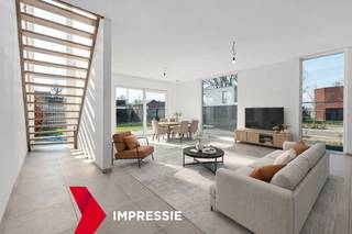 eze instapklare halfopen nieuwbouwwoning is gelegen in een rustige en aangename omgeving in Peer. Er is een vlotte verbinding richting Bree,...