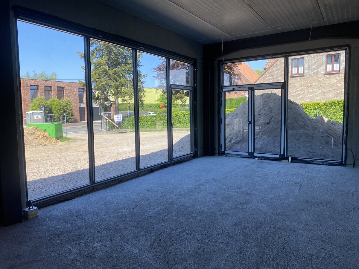 Nieuwbouw polyvalent bedrijfsgebouw op goede ligging. - foto 4
