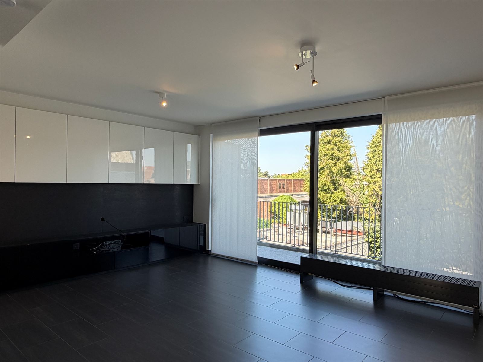 Apartment for rent in Mechelen with 2 bedrooms - photo 4