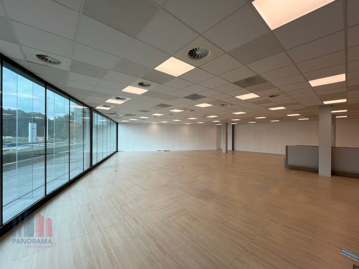 826 m² ready-to-use offices NEAR exit E40 Sint-Denijs-Westrem - photo 3