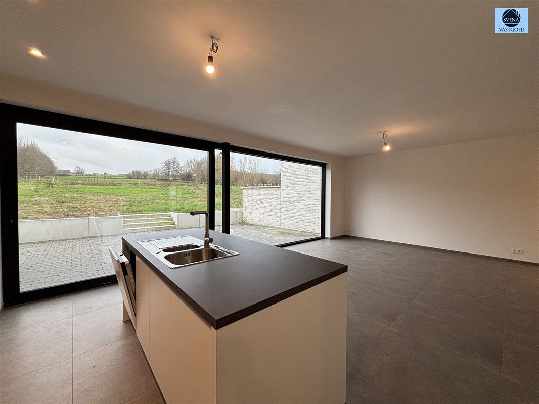 NIEUWBOUWWONING MET 4 SLAAPKAMERS EN GARAGE. - foto 4