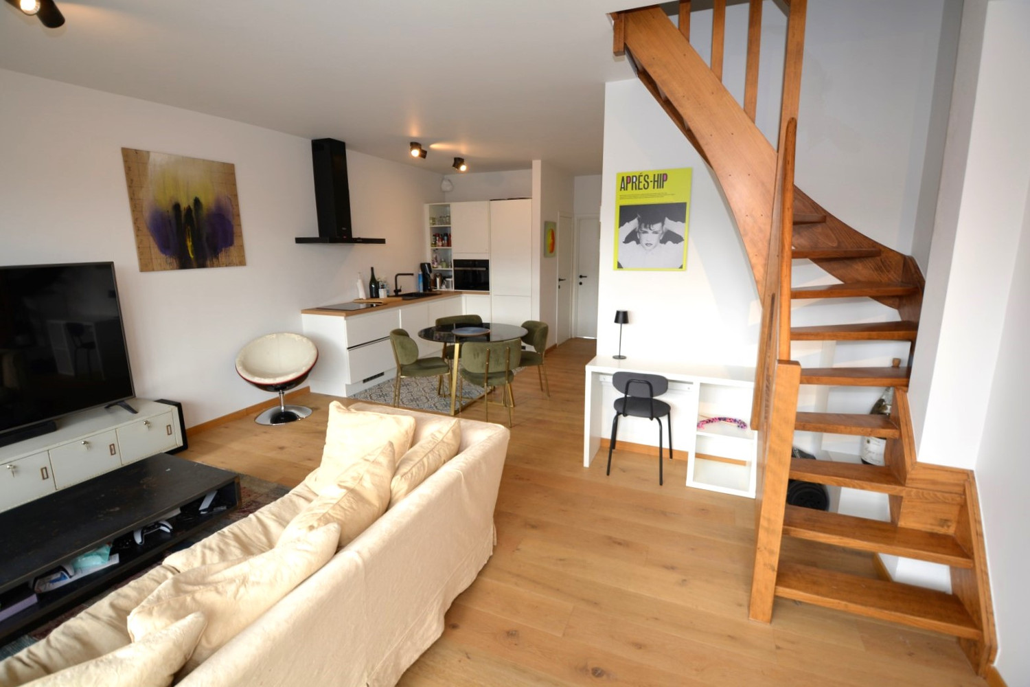 GERENOVEERD APPARTEMENT MET 2 SLK EN 2 RUIME TERRASSEN! - foto 2