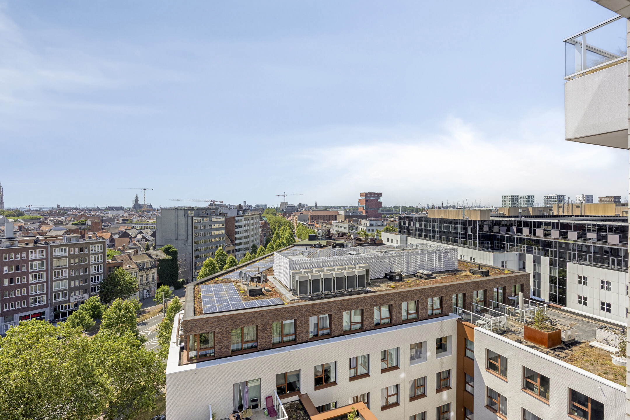 Exclusief hoekappartement met prachtig zicht over Antwerpen. - foto 4