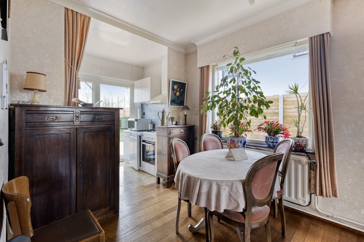 Villa on a 560m² plot for sale in Lissewege - photo 5