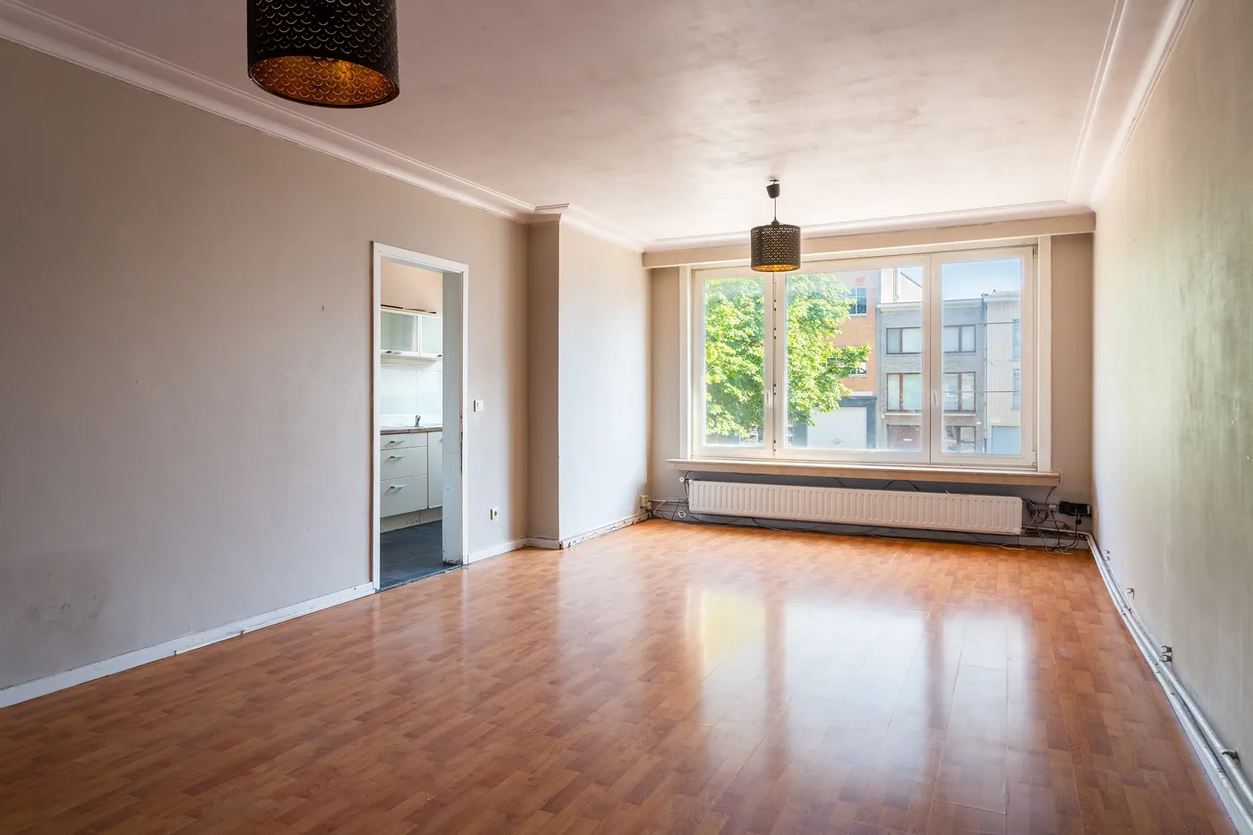 Apartment to renovate with 2 bedrooms and terrace in Borgerhout - photo 4