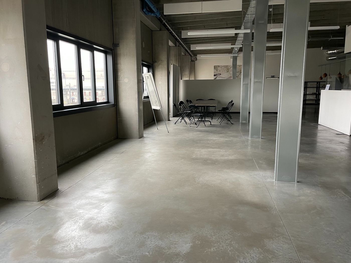 300 m² instapklare kantoren (Bijkomende lasten inbegrepen) - photo 2