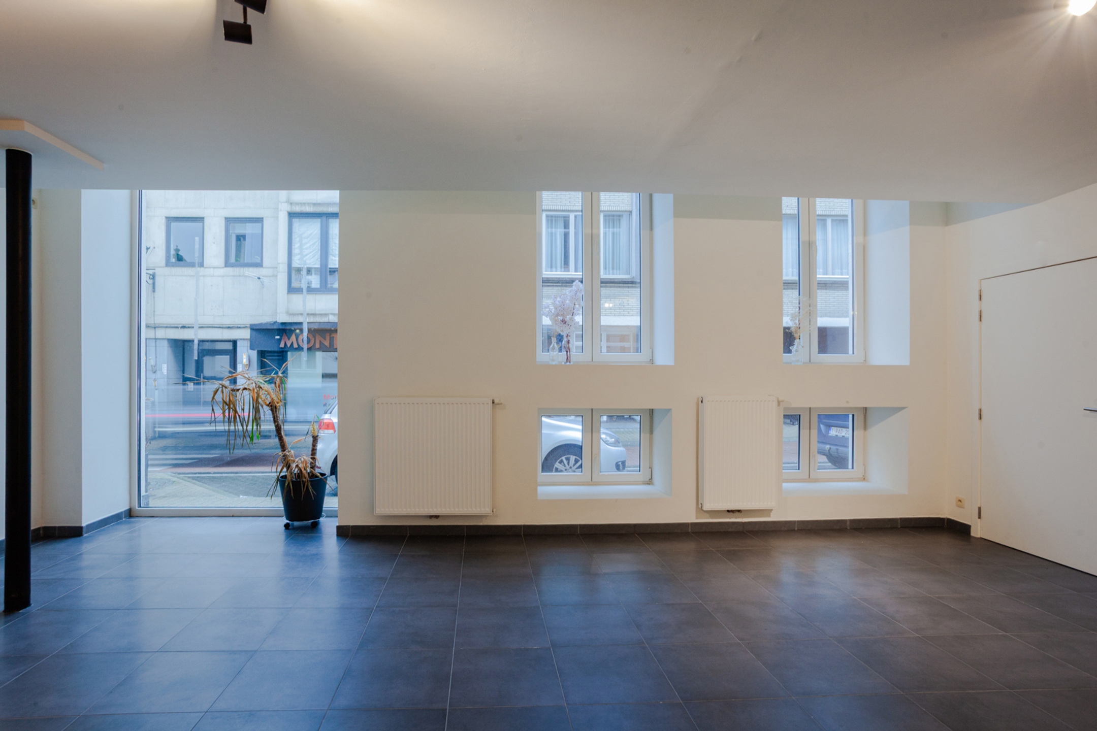 Strategisch gelegen duplex handelsruimte - foto 3