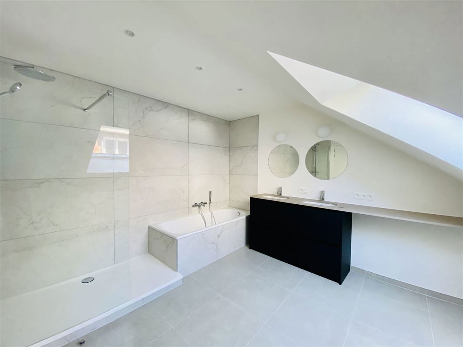 House for rent in Antwerp with 3 bedrooms - photo 4