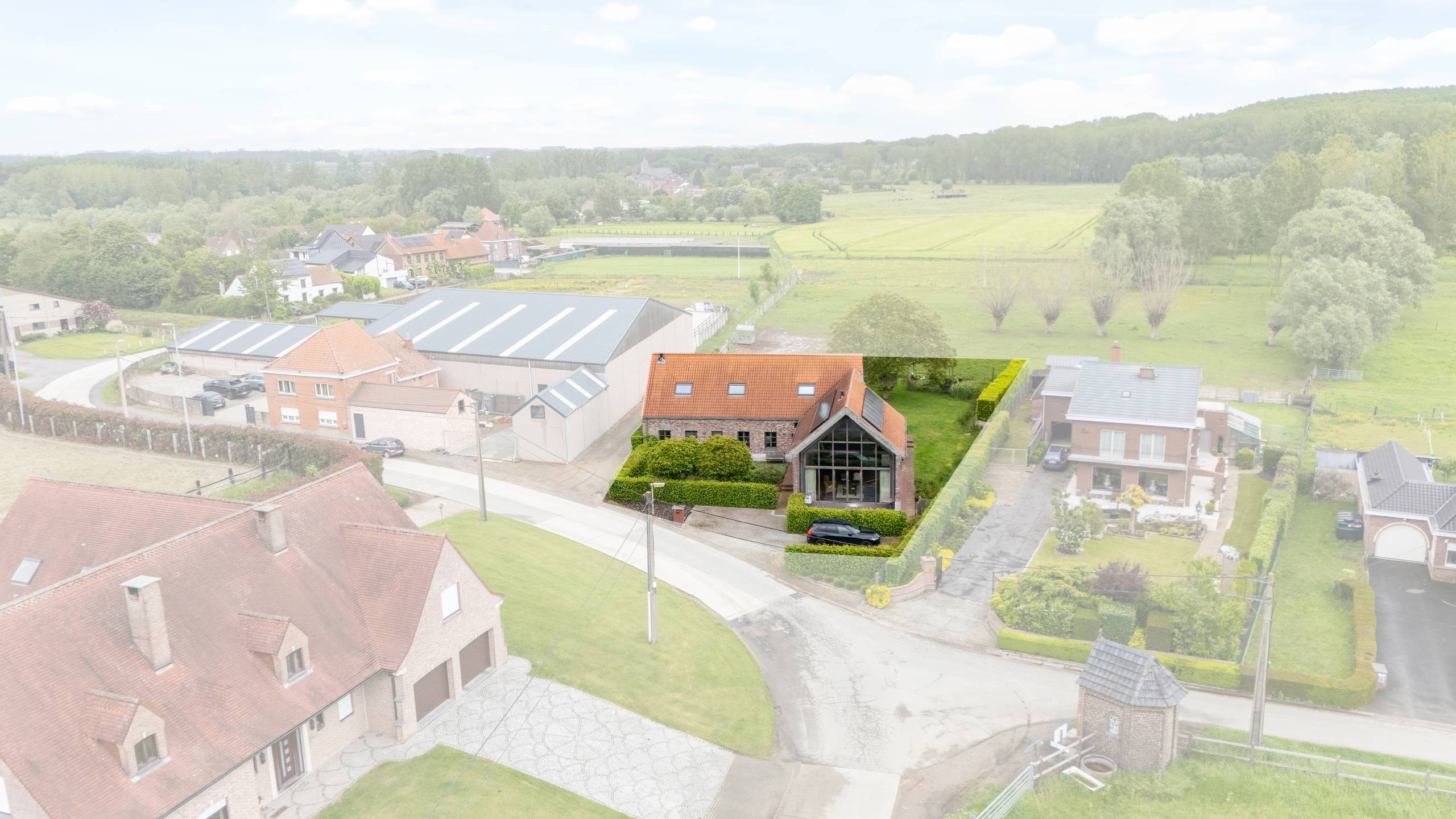 Karaktervolle villa/tweewoonst met zwemvijver in Zandbergen - foto 1