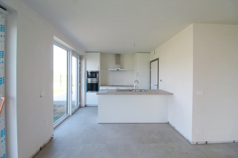 Ruime halfopen nieuwbouwwoning te Roeselare - foto 4