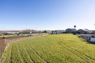 BIJZONDER BOUWEN IN BIERBEEK MET GROEN VERGEZICHT: ROYALE AFMETINGEN EN STRATEGISCH GELEGEN Droom je ervan te wonen op een plek waar je zelf indeling...