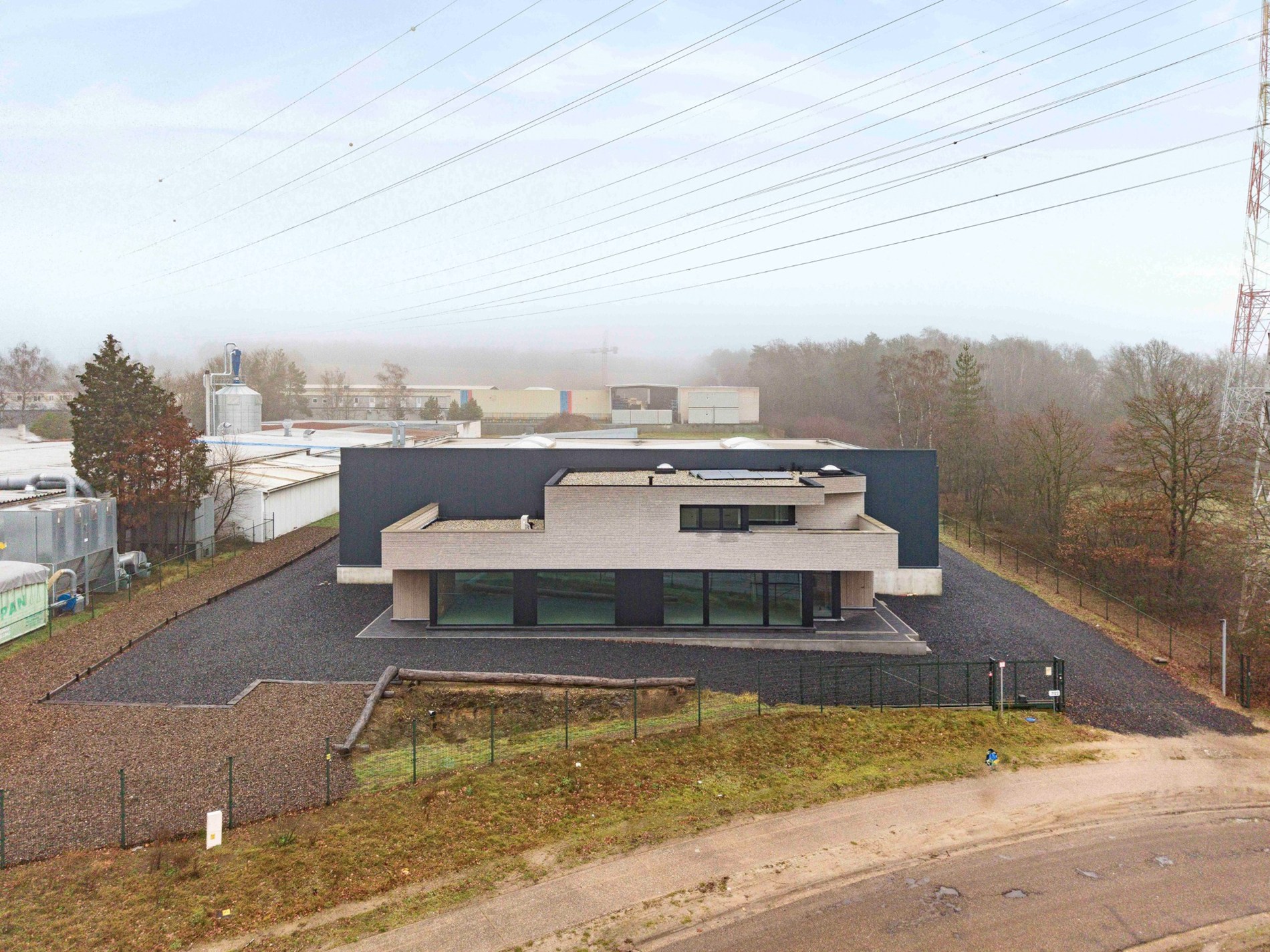 Commercial à louer à Zutendaal - photo 1