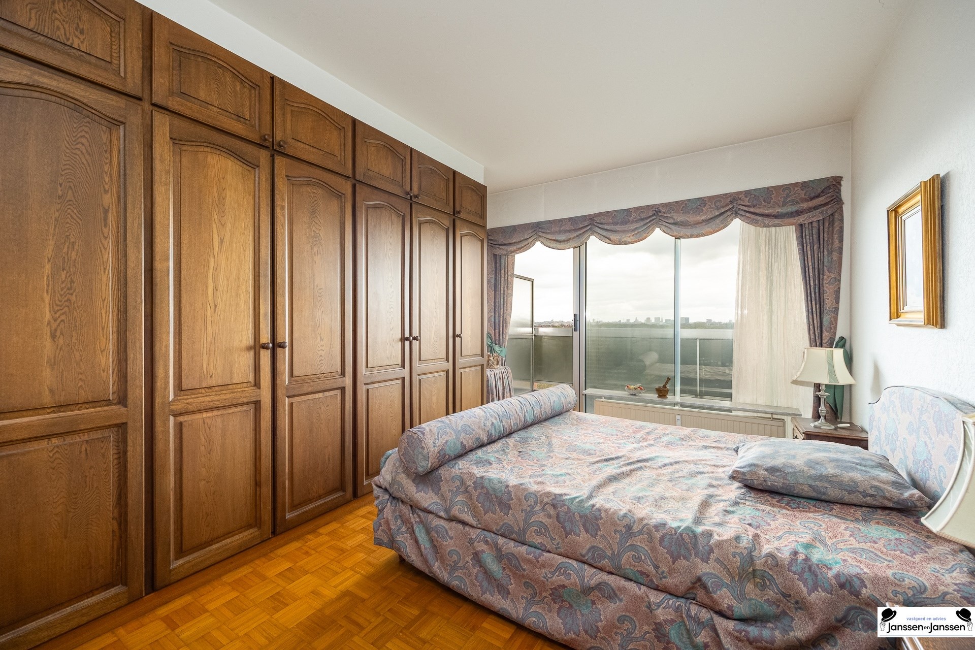 Instapklaar één-slaapkamer appartement met prachtig uitzicht! - foto 5