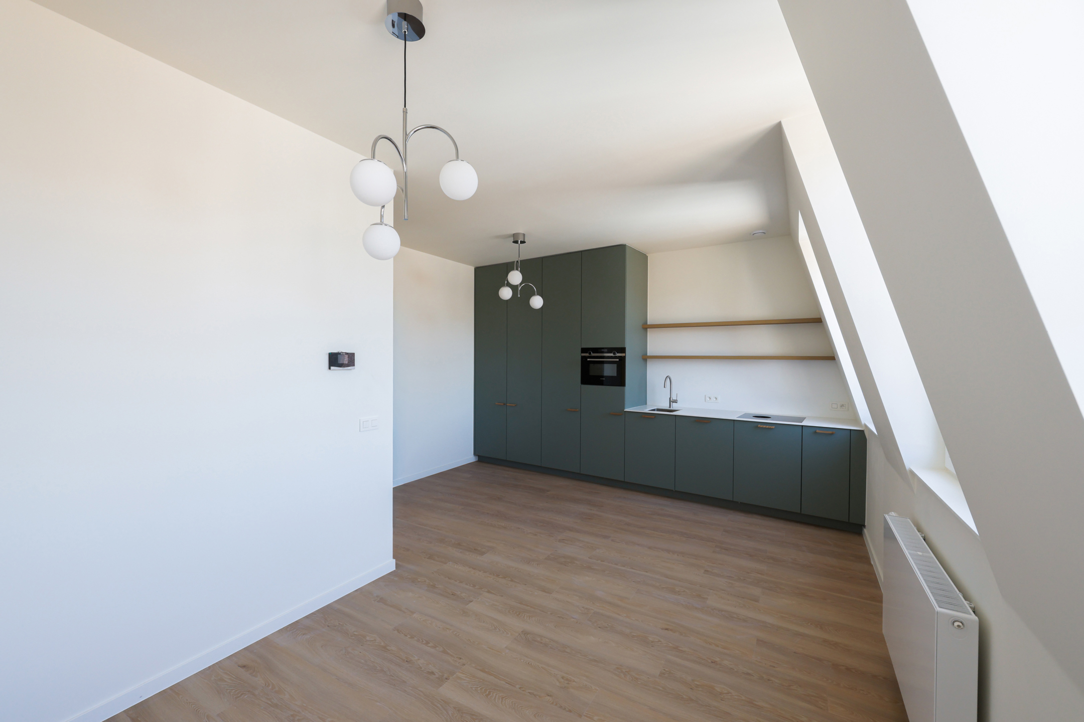 ANTWERPEN-CENTRUM. Recent gerenoveerd 1 slk appartement! - foto 3