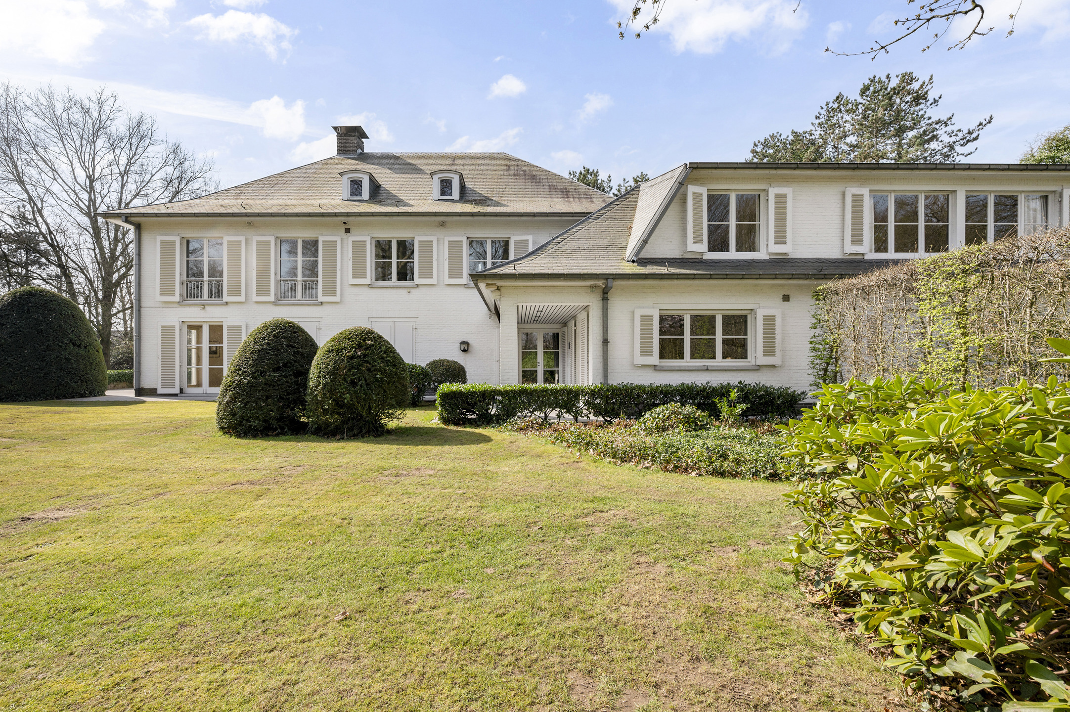Villa met 5 slk en prachtige grond van 28.303 m² te Lier. - foto 4