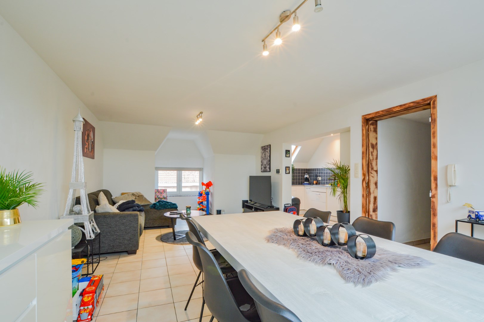 Appartement à vendre à Eernegem avec 3 chambres - photo 1