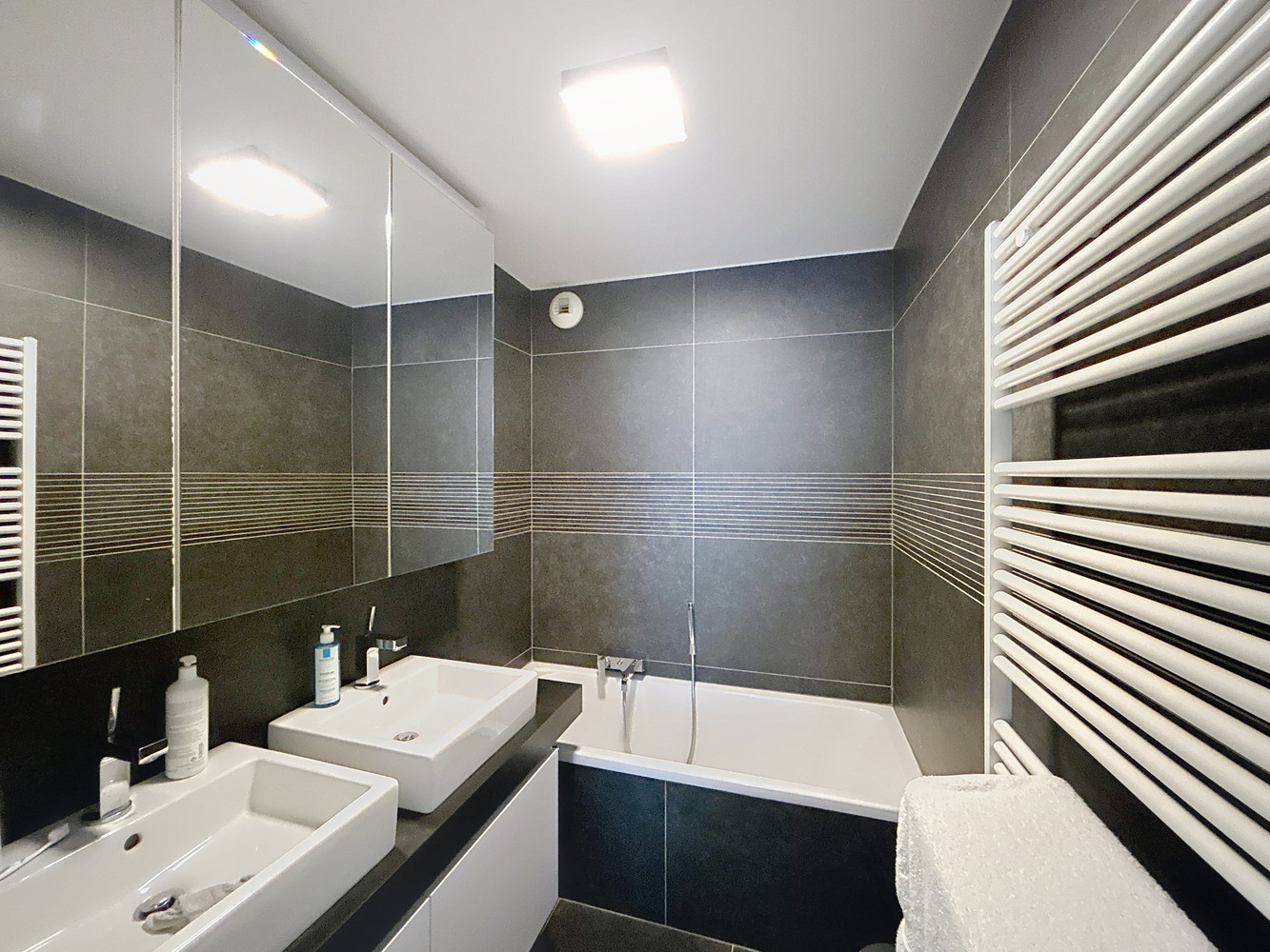 Instapklaar appartement op de zeedijk in Heist - foto 5