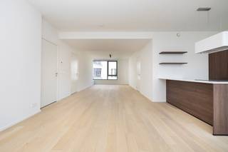 UKKEL – Ontdek dit prachtige nieuwe appartement van 113 m² in het prestigieuze project Carré Coghen. Dit pand ligt op een steenworp afstand van...