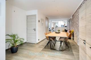 Deze woning in Duffel-West werd volledig gerenoveerd in 2021 en 2022 en is daardoor helemaal geschikt voor wie op zoek is naar een...