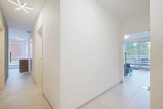 Riant appartement op de 1ste verdieping van residentie "Hannah", in het centrum van TongerloINDELINGDit appartement heeft een bruto bew. opp. van...