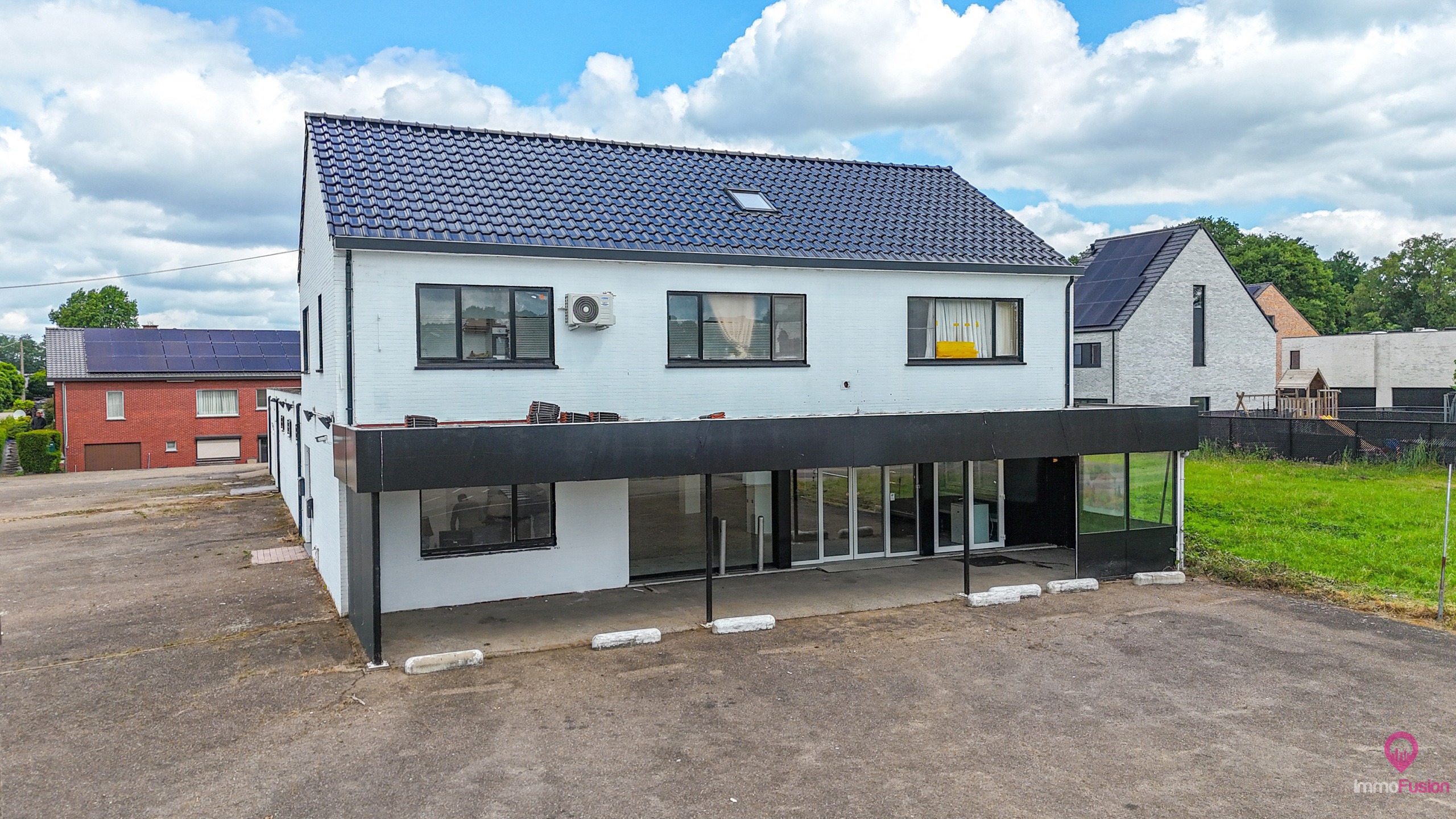 Multifunctioneel handelspand met 2 vergunde studio’s! - foto 2