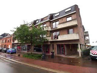 Ruim appartement te huur op wandelafstand van het centrum van Aarschot.<br /><br />Dit prachtige appartement bevindt zich op de 3de verdieping en omvat een inkomhal, lichtrijke leefruimte met open keuken, slaapkamer, badkamer met douche, apart toilet, ruime berging en een terras.<br /><br />De maandelijkse lasten bedragen 30,00 Euro.<br /><br />Kom snel een kijkje nemen en maak je afspraak via vastgoed@gysemansgroep.be