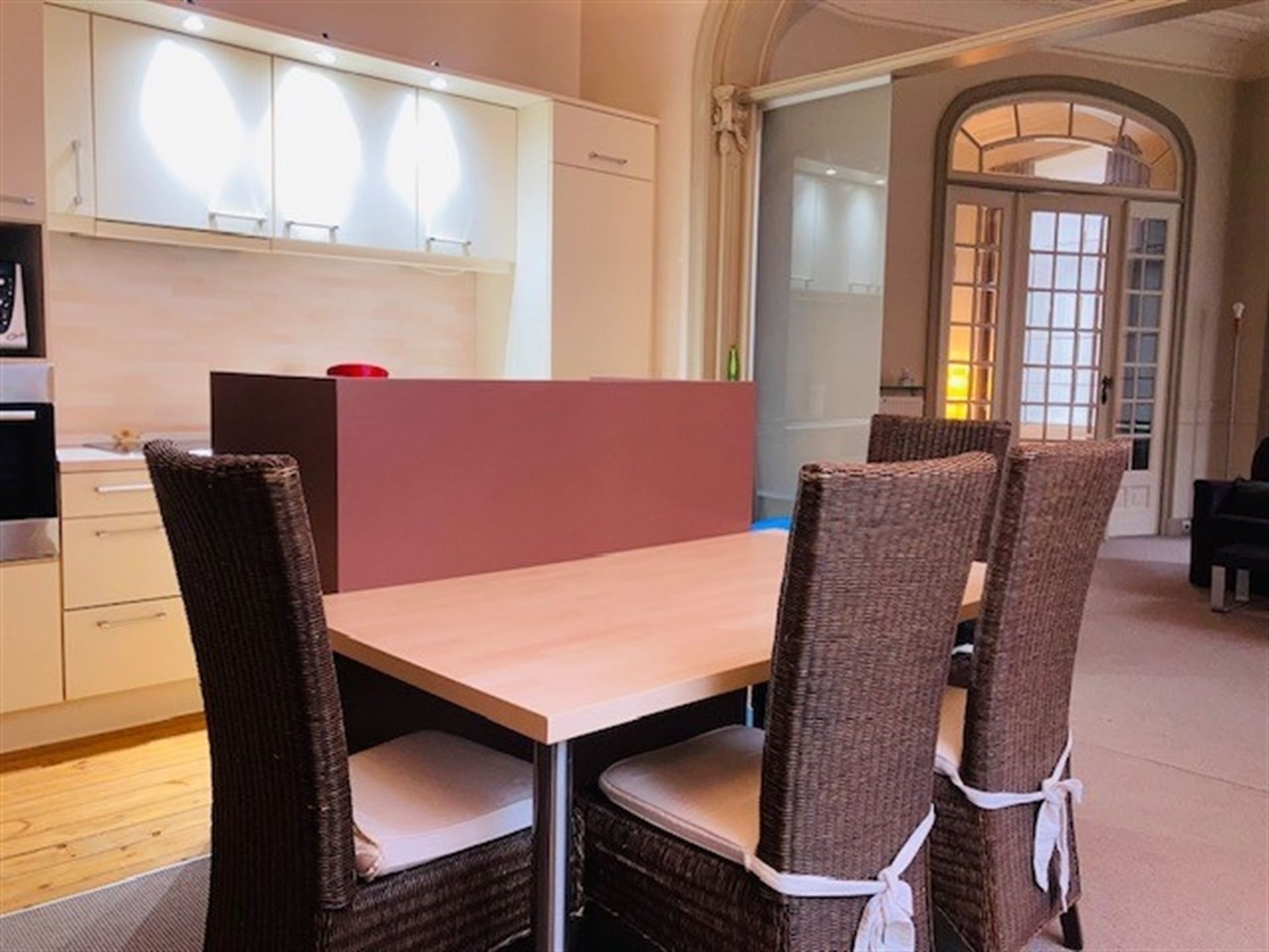 Bel appartement meublé 1CH - Quartier EU  - photo 4