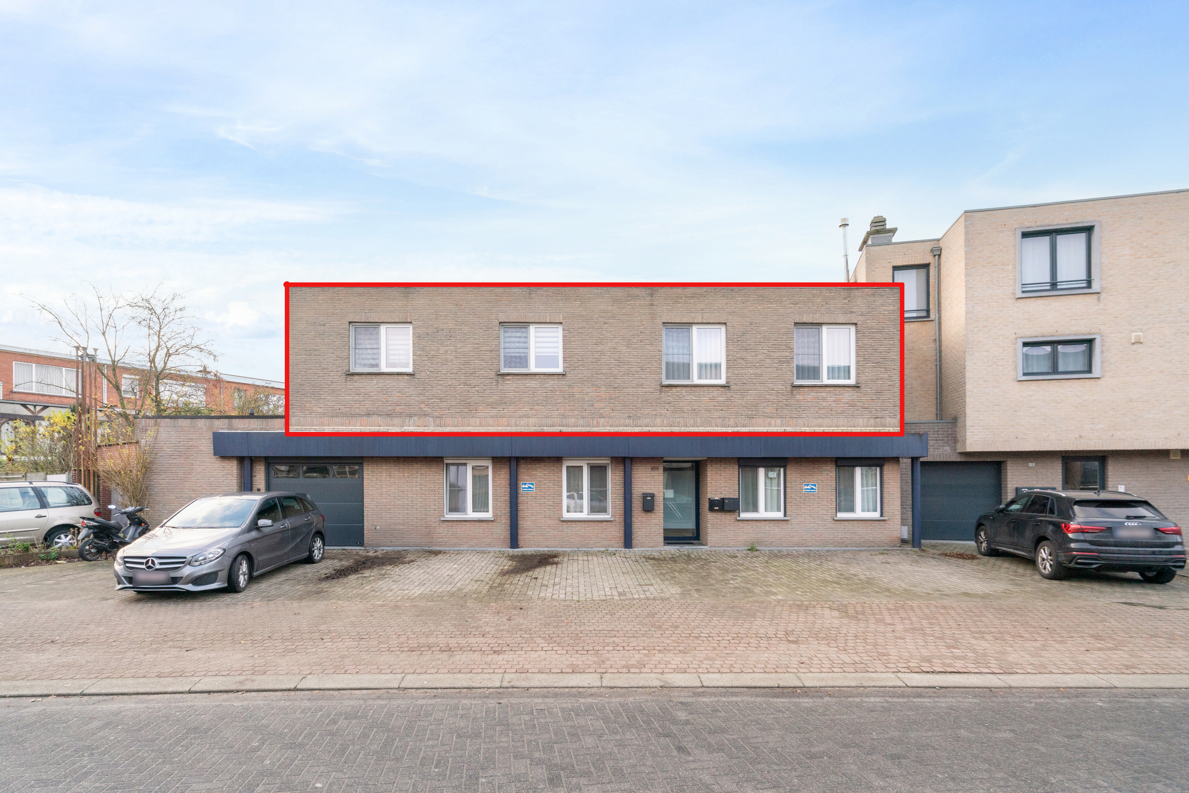 Uniek ruim en goed onderhouden 4slpk appartement met parking - foto 1