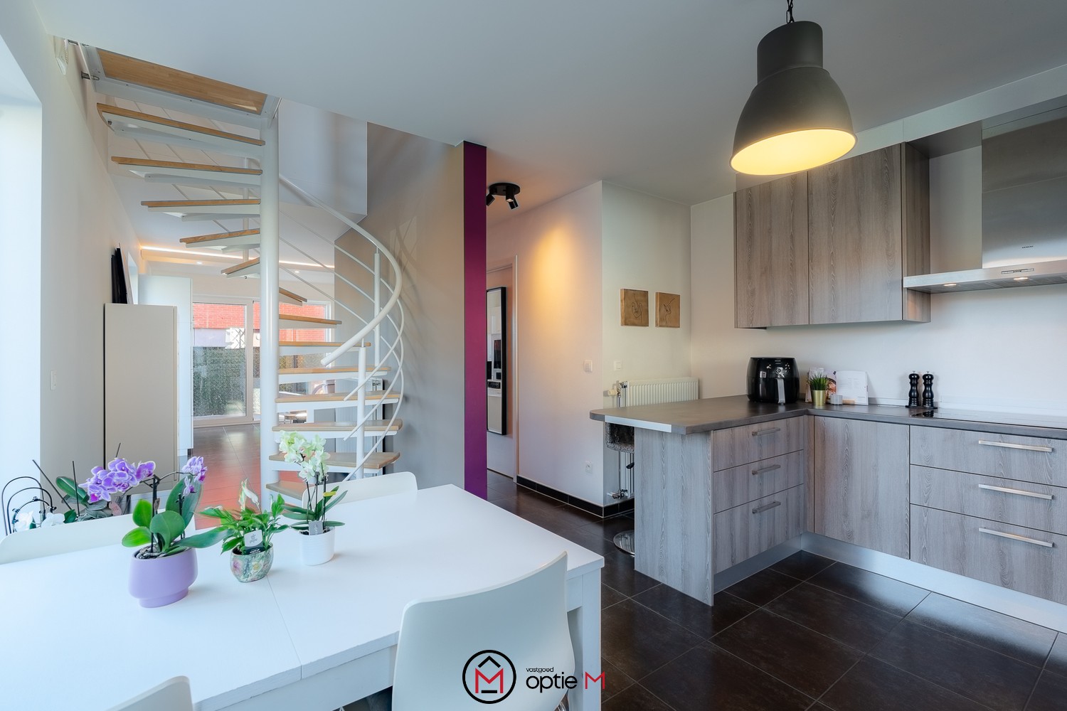 Instapklare ruime woning te koop kortbij het centrum van Hasselt - foto 4