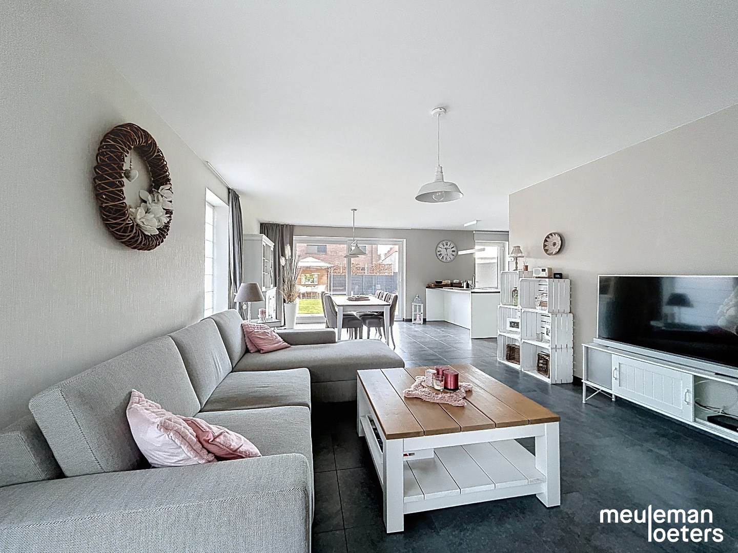 Ruime recente woning met tuin en garage - foto 5