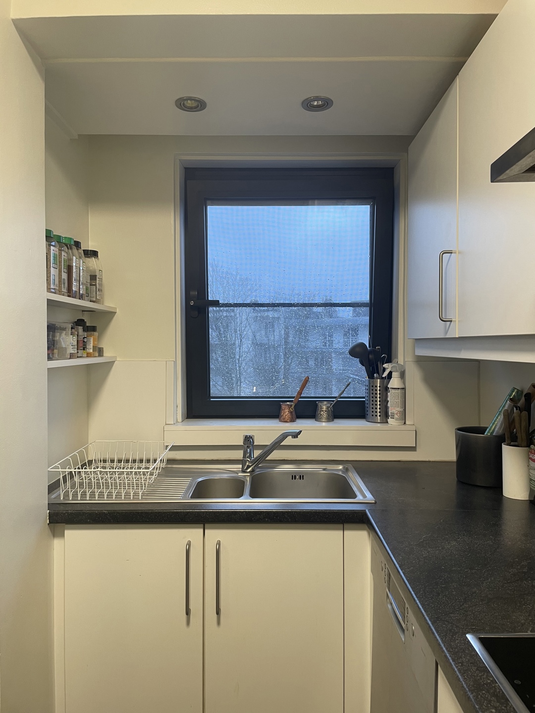 Appartement met 2 slaapkamers dichtbij Gent-Sint-Pieters - foto 2