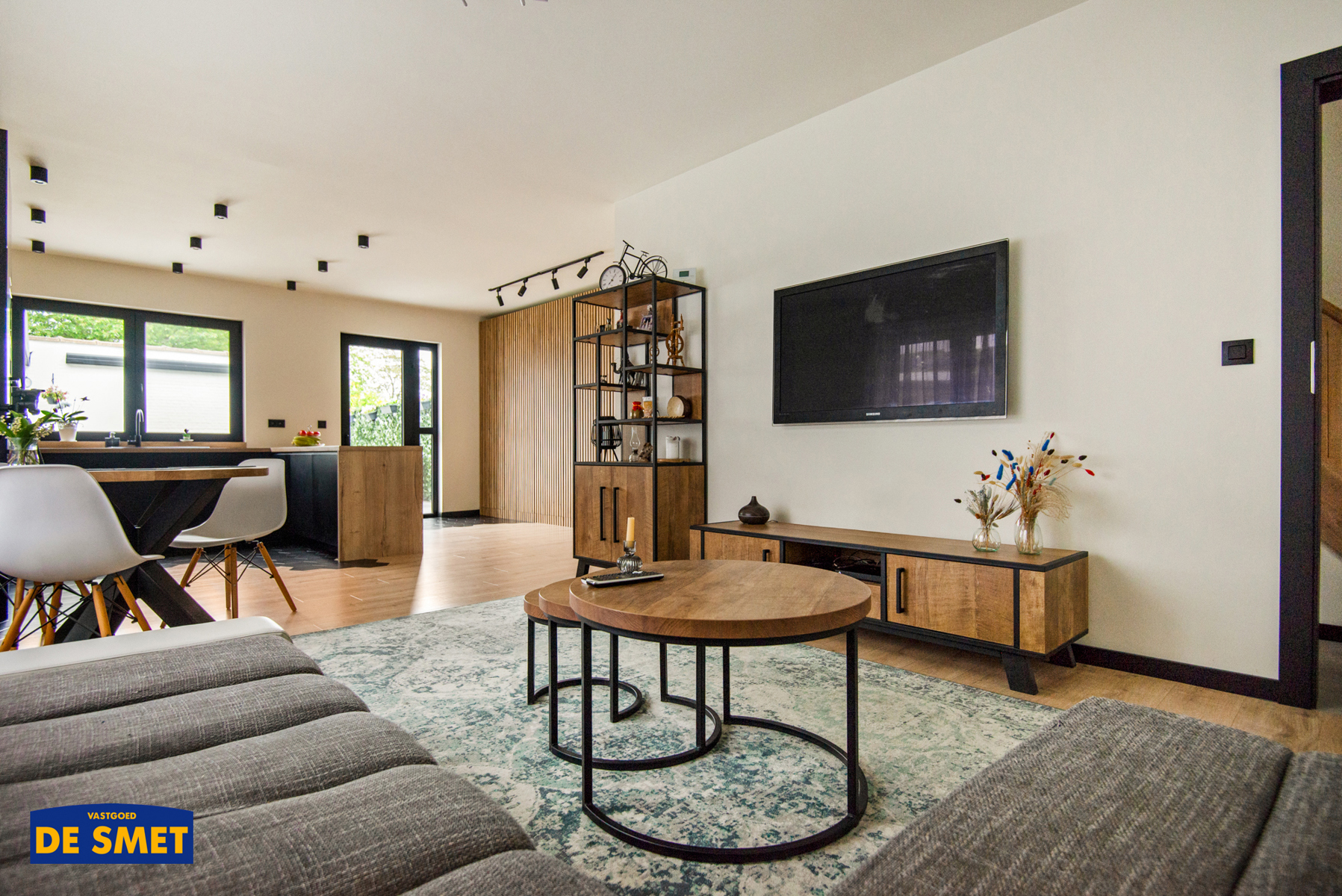 Luxueuze, volledig vernieuwde HOB met tuin en garage + oprit - foto 4