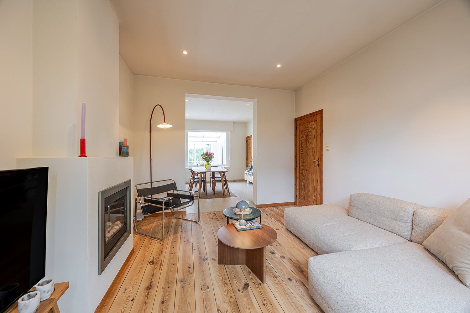 Lichtrijke half-open woning met zonnige terrastuin, op wandelafstand van Brugge centrum - foto 5