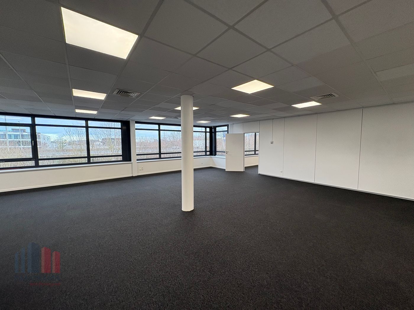 270 m² instapklare kantoorruimte naast E40 Sint-Denijs-Westrem - foto 4