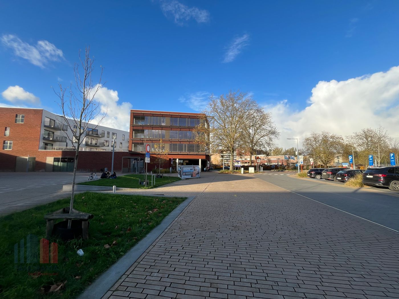 Nieuwbouw kantoorruimte van 109 m² op commerciële toplocatie - foto 4