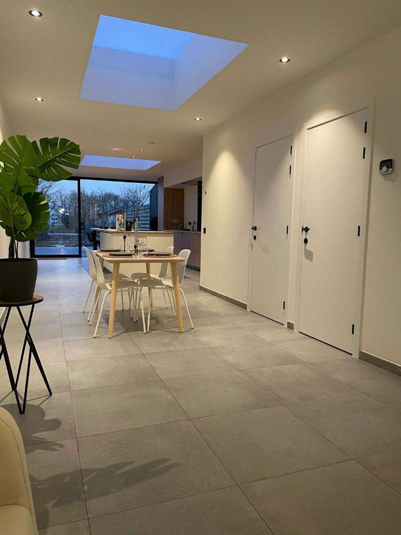 Welkom in deze ruime, vernieuwde BEN-woning met mogelijk 4 ruime slaapkamers, uitweg en zonnepanelen! - foto 5