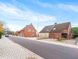 Gezinsvriendelijke woning met 4 slaapkamers, rustige ligging nabij het park van BeerseBen je op zoek naar een warme gezinswoning op een rustige...