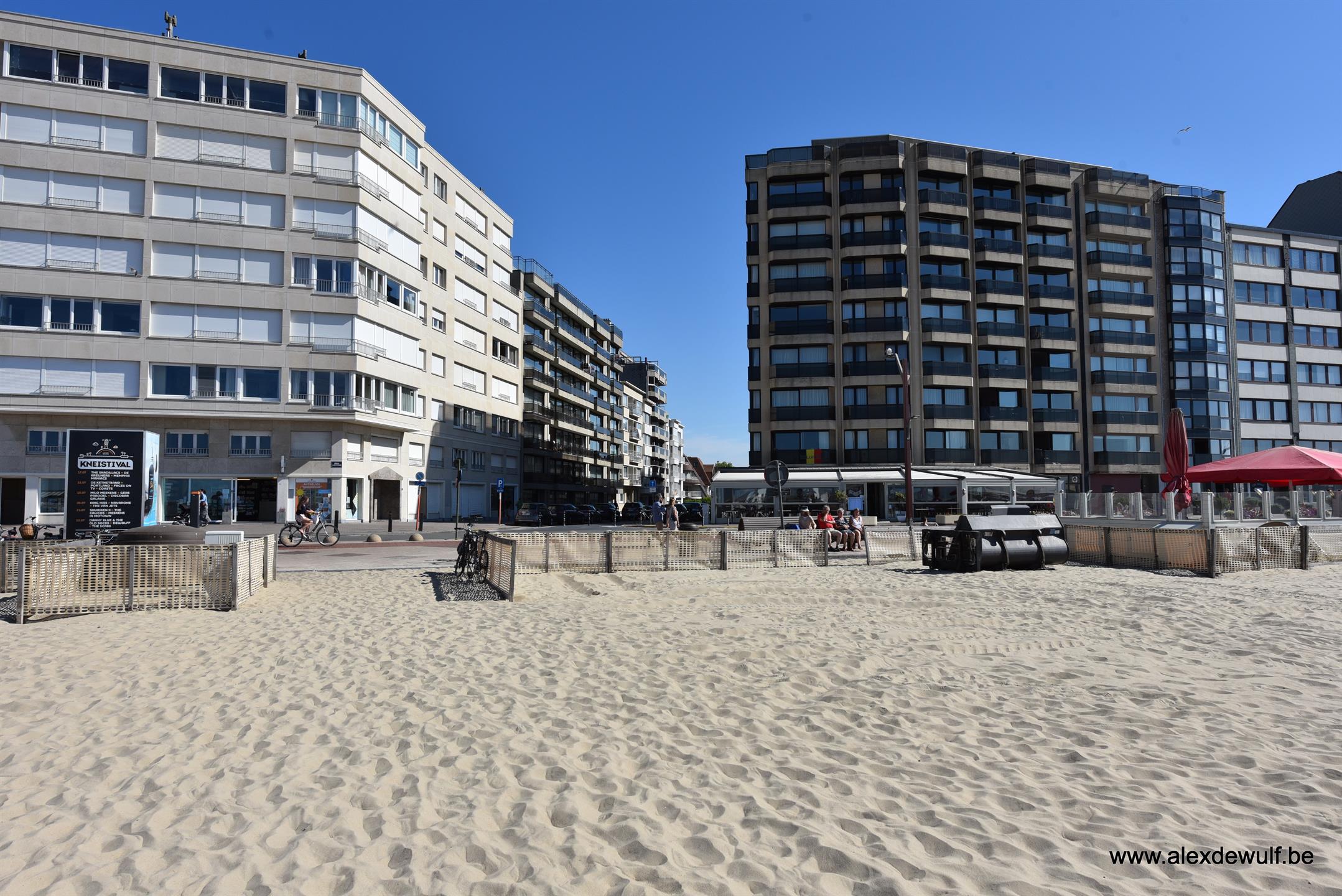 Apartment for rent in Knokke-Heist with 2 bedrooms - photo 5